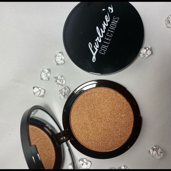 Face Body Highlighter (#4) - Picture 1 of 4